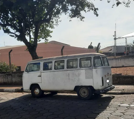 Volkswagen Kombi Standard/ Luxo/ Serie Prata 1992