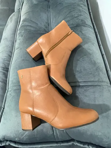 Bota Feminina Santa Lolla