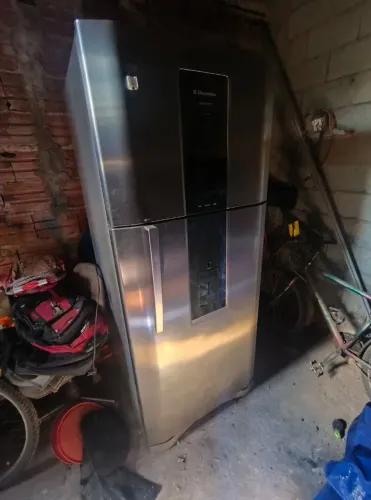 Vende se geladeira inox