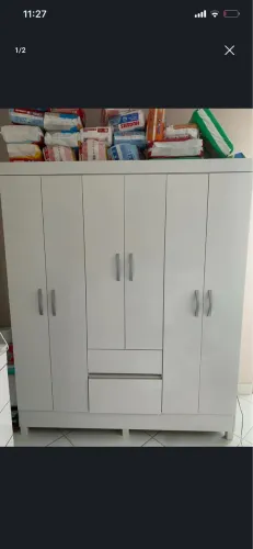 Guarda roupa infantil 6 portas 