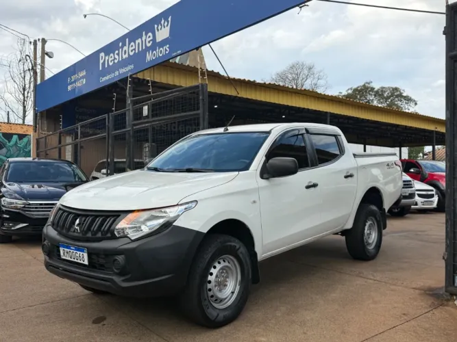 Mitsubishi L200 2.4 16V Turbo Diesel Sport GL CD 4P 4X4 Manual 2022