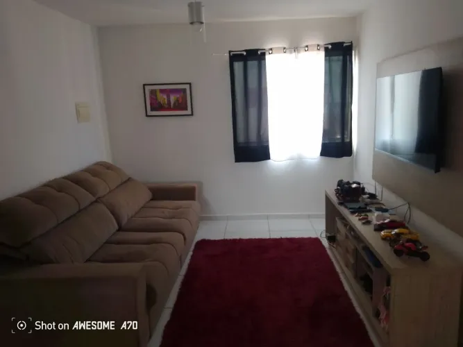 Vendo mobília semi nova 