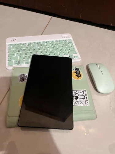 Vendo tablet a7 lite com acessórios 