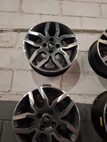 Rodas aro 15 Idea Sporting novas dá KR 2.100 