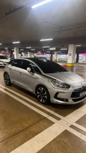 Citroen DS5 1.6 Turbo 16V 5P Aut. 2013