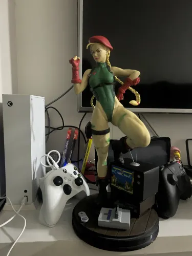 Cammy white - Street Fighter (40 cm de altura) 