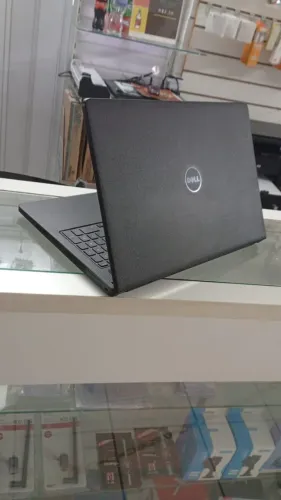 Notebook Dell Intel® Core i3-6006U CPU@ | 08GB de RAM | 240GB SSD | BATERIA BOA |