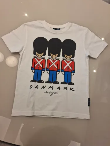 Camiseta infantil Bo Bendixen - Dinamarca -  6-8 anos