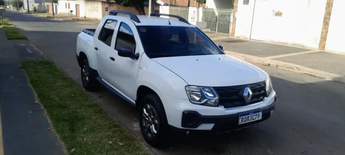 Renault Duster Oroch Intense 1.6 Flex 16V Mec. 2024