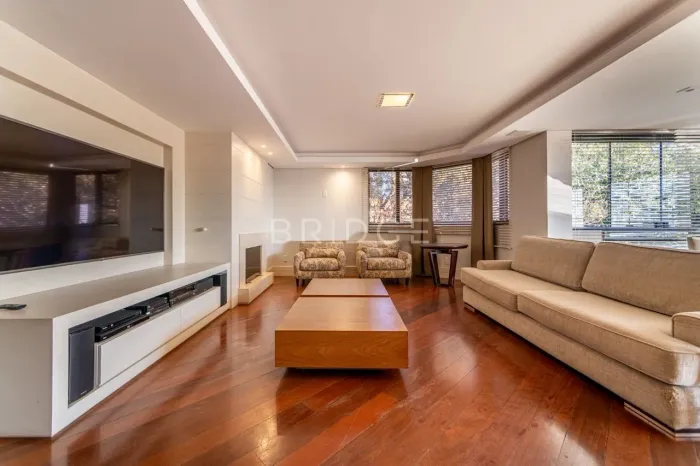 APARTAMENTO 2 SUÍTES MOBILIADO COM 2 VAGAS