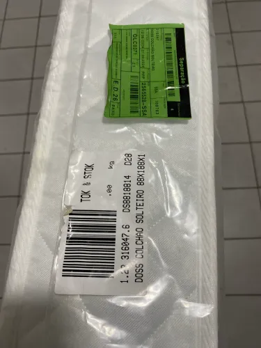colchão de solteiro embalado e novo