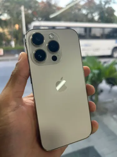 iPhone 14 PRO - dourado