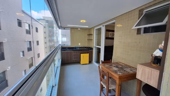 Apartamento à venda no Canto do Forte em Praia Grande