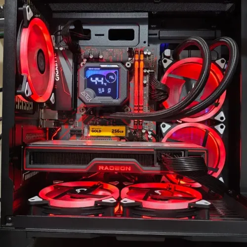 PC Gamer Full AMD com Placa de Vídeo Rara
