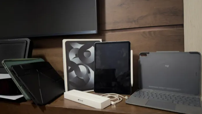 iPad Air 5ª Geração 64GB + Apple Pencil 2ª Ger. + Capa Teclado Logitech ? COMPLETO!