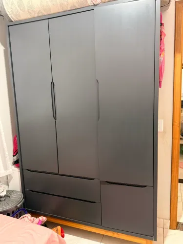 Cômoda e guarda roupa