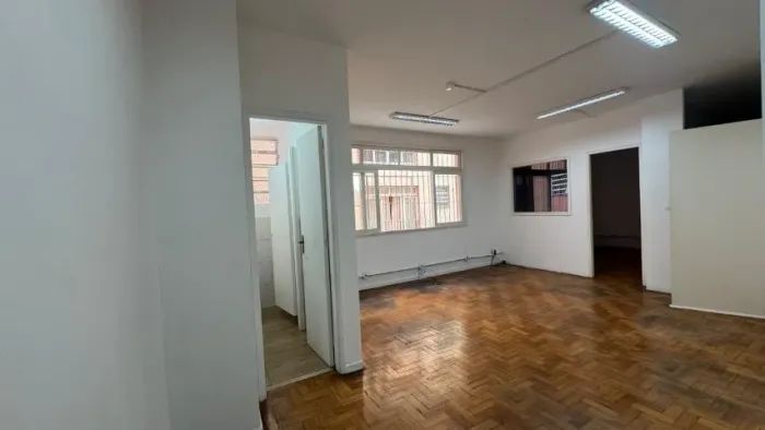Alugo Sala comercial no Centro (Ed. Indústria e Comércio) - cod 94034
