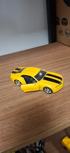 Carrinho miniatura de ferro
