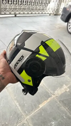 Capacete