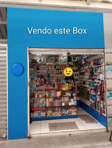 Vendo ou Troco Box com todo material dentro como tá nas fotos 