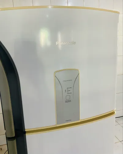 Geladeira Panasonic