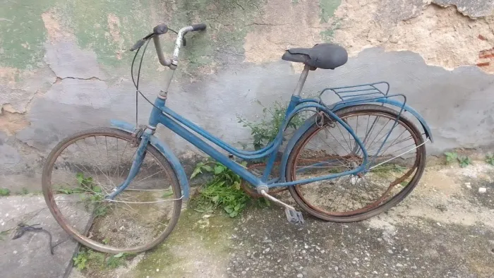 Bicicleta aro 20 Monark brisa para restaurar 