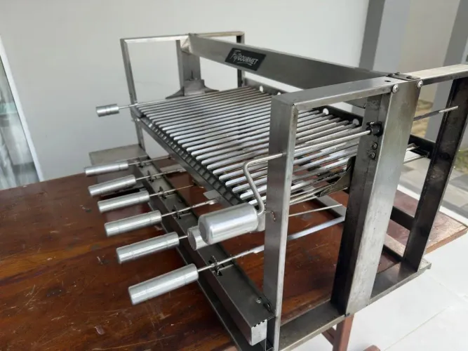 Churrasqueira gourmet elétrica 220v