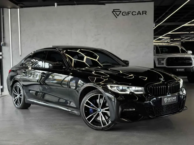 BMW 330E M Sport 2.0 Turbo Híbrido AU 2022
