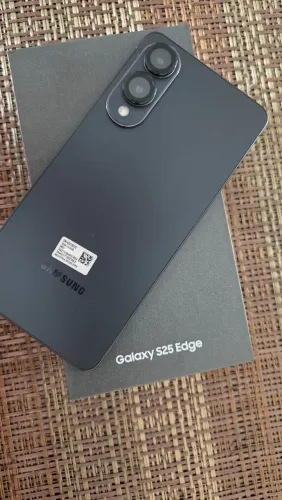 Celular S25 Edge