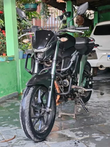 FZ25 2023 preta fosca (ACEITO TROCA POR SAHARA ADV OU SDT)