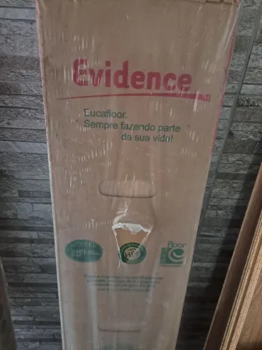 Piso de madeira laminados