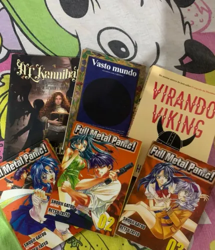 Livros e Mangás