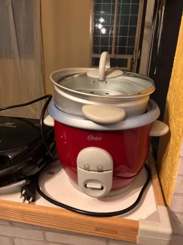 Panela elétrica de arroz Oster