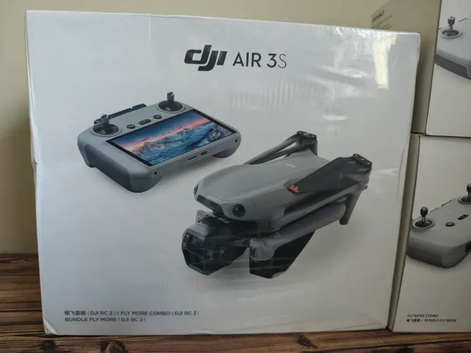 Drone DJI AIR 3 S combo fly more controle de tela LACRADO OFERTA EXCLUSIVA 