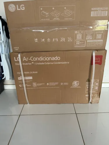 AR CONDICIONADO SLIPT VOICE LG DUAL INVERTER 9000 BTUS WI-FI IA COMANDO ALEXA NOVO LACRADO