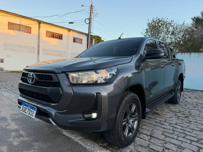 Toyota Hilux CD SR 4X4 2.8 TDI Diesel Aut. 2024