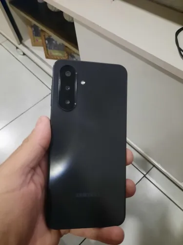 Samsung A17 128gb (sem detalhes)