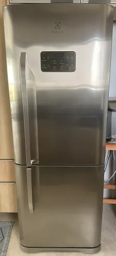 Geladeira Eletrolux inox - DB52X