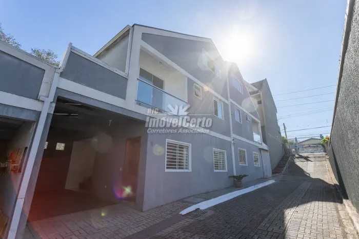 VENDA IMEDIATA! SOBRADO TRIPLEX com 117,45 m² - 3 QUARTOS + SUÍTE + ÁTICO e 2 VAGAS