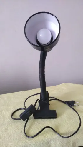 Luminária de mesa flexível