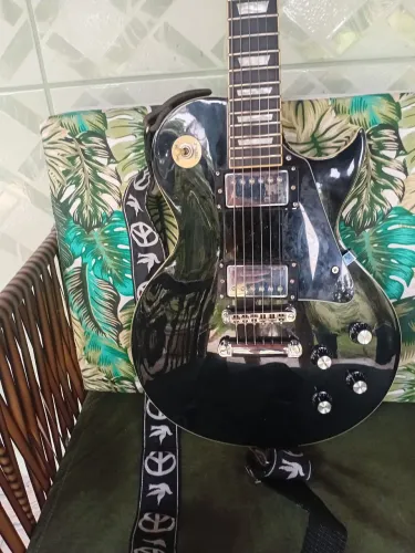 Vintage v100 Black