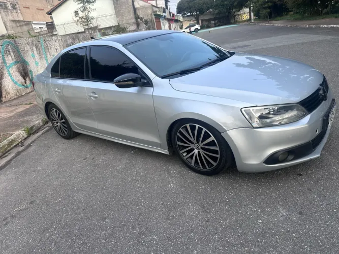 Volkswagen Jetta Comfortline 2.0 T.flex 8V 4P Tipt. 2012