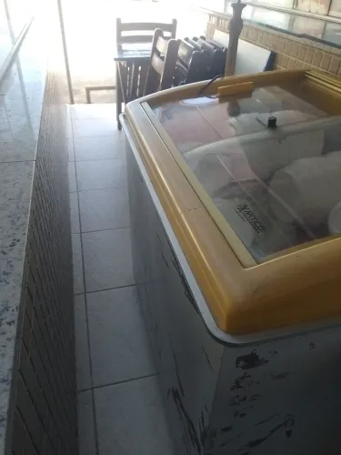 Freezer tampo de vidro