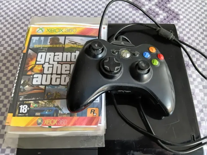 Xbox 360 super slim desbloqueado