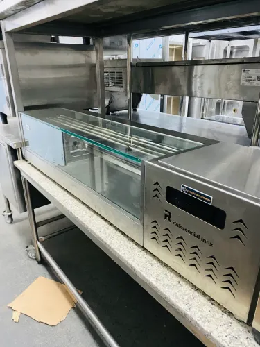 Sushi case Referencial Inox