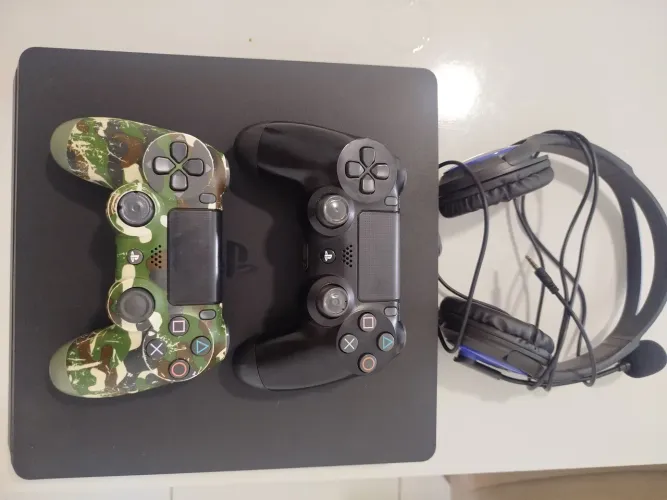 PS4 Slim