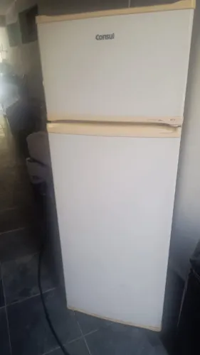 Geladeira Consul CRD33A - 330 litros