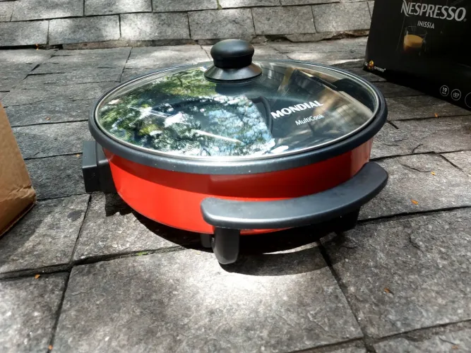 Panela elétrica mundial 220v