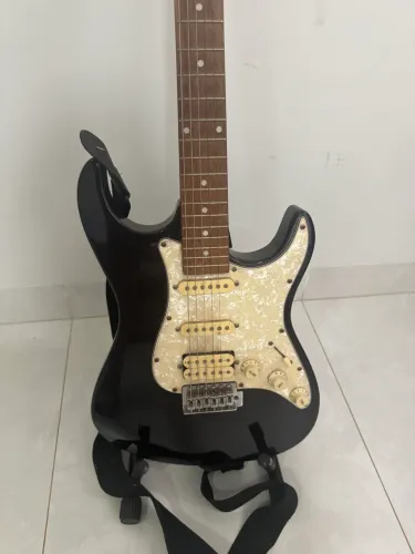 Guitarra memphis Mg-37ss