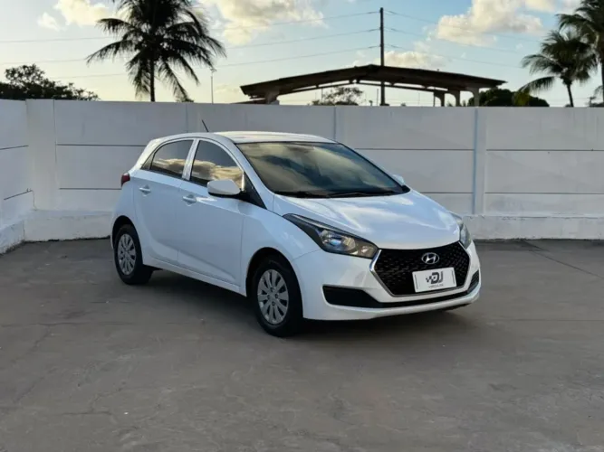 Hyundai HB20 Unique 1.0 Flex 12V Mec. 2019